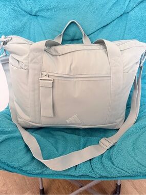 NWOT Adidas Light green Duffel Tote Bag with Shoulder Strap